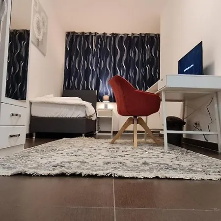 Komfortable 2-zimmer-ferienwohnung Mit Separatem Eingang Und Highspeed Wlan بادربورن
