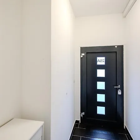 شقة Komfortable 2-zimmer-ferienwohnung Mit Separatem Eingang Und Highspeed Wlan