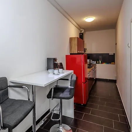 Komfortable 2-zimmer-ferienwohnung Mit Separatem Eingang Und Highspeed Wlan *